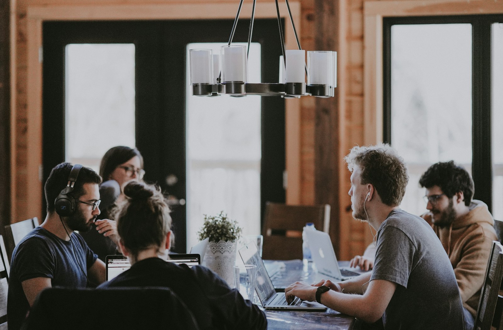 Leadership Lessons From Three Generations of Family Business